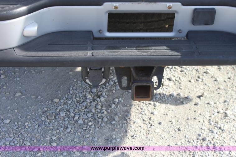 image for item B8843 2001 Chevrolet Silverado 1500 pickup truck