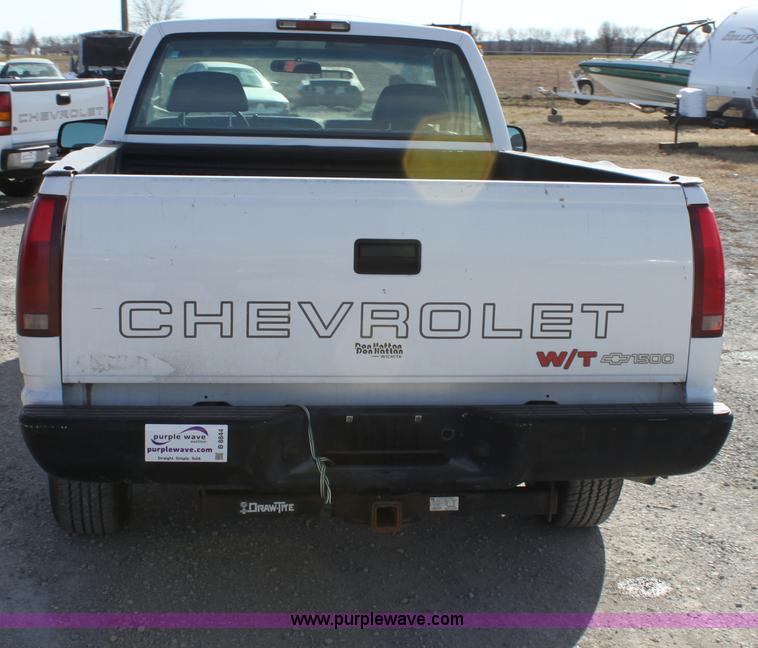 image for item B8844 1997 Chevrolet 1500 W/T pickup truck