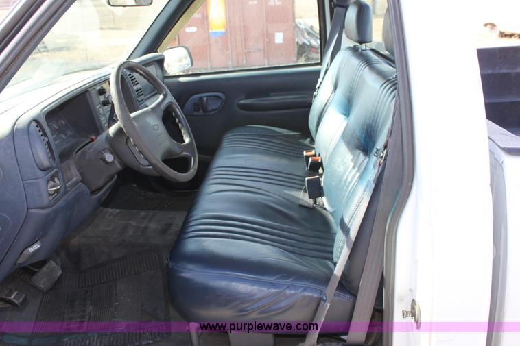 image for item B8844 1997 Chevrolet 1500 W/T pickup truck