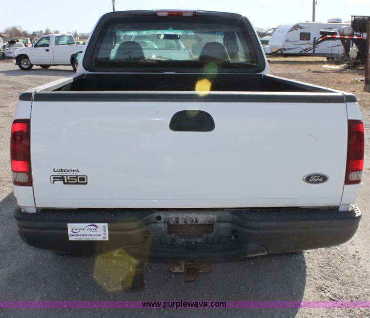 image for item B8845 2003 Ford F150 XL Supercab pickup truck
