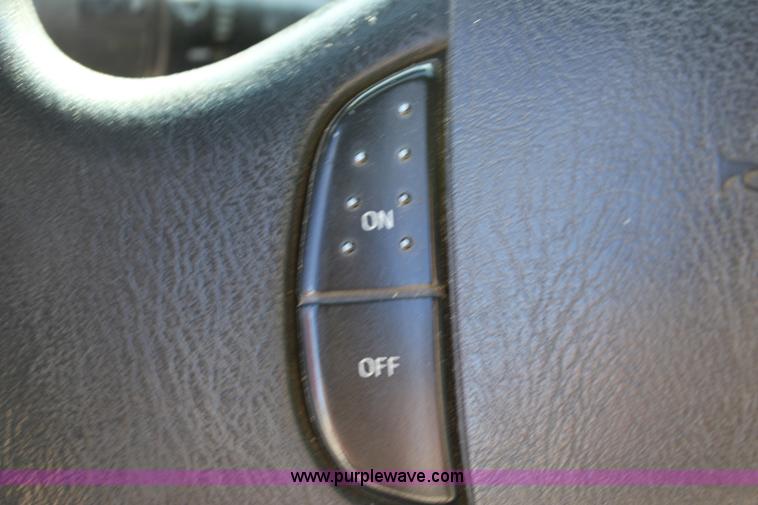 image for item B8845 2003 Ford F150 XL Supercab pickup truck