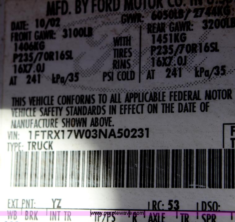 image for item B8845 2003 Ford F150 XL Supercab pickup truck