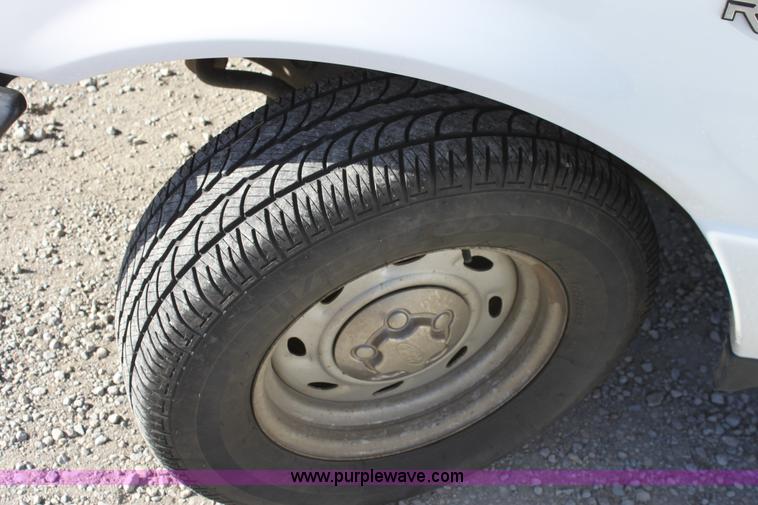 image for item B8851 2004 Ford Ranger Supercab pickup truck