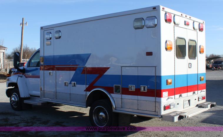 image for item B8855 2008 Chevrolet Kodiak C4500 ambulance