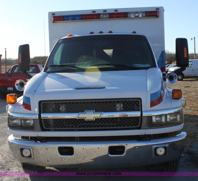 image for item B8855 2008 Chevrolet Kodiak C4500 ambulance