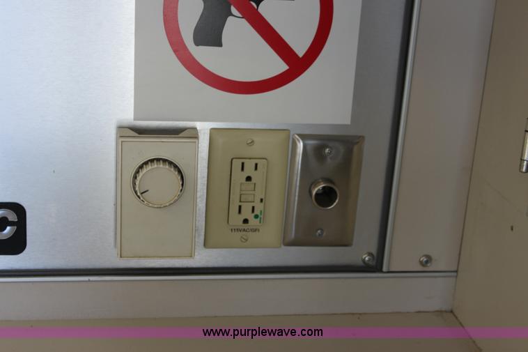 image for item B8855 2008 Chevrolet Kodiak C4500 ambulance