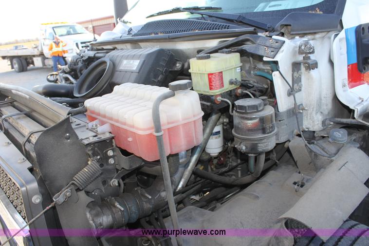 image for item B8855 2008 Chevrolet Kodiak C4500 ambulance