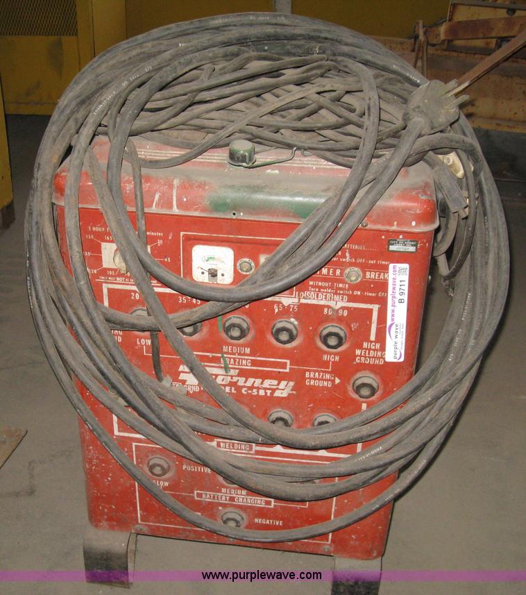 Forney C5BT arc welder in Derby, KS Item B9711 sold Purple Wave