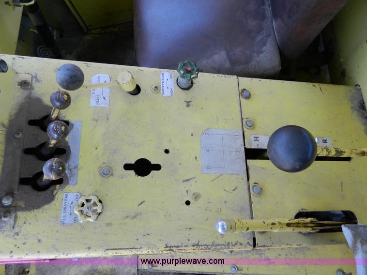 image for item D8690 1964 Wayne 970 street sweeper