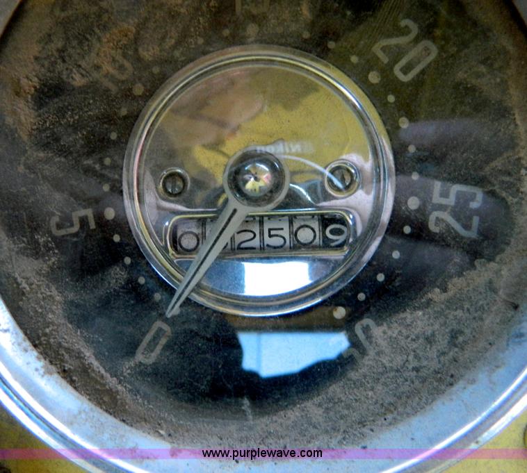 image for item D8690 1964 Wayne 970 street sweeper