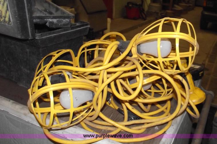 image for item E9520 Assorted shop equipment