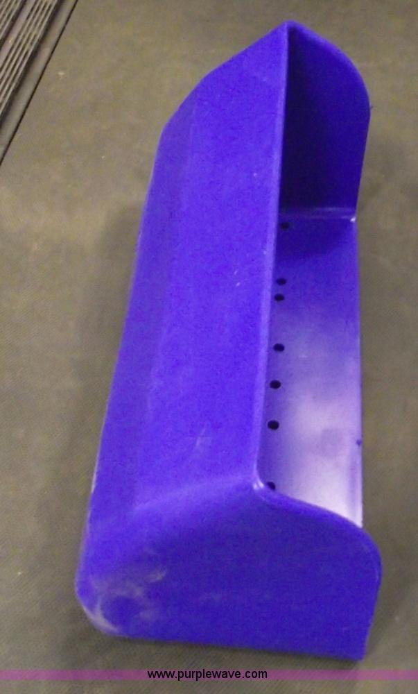 image for item E9522 (424) Tapco elevator buckets