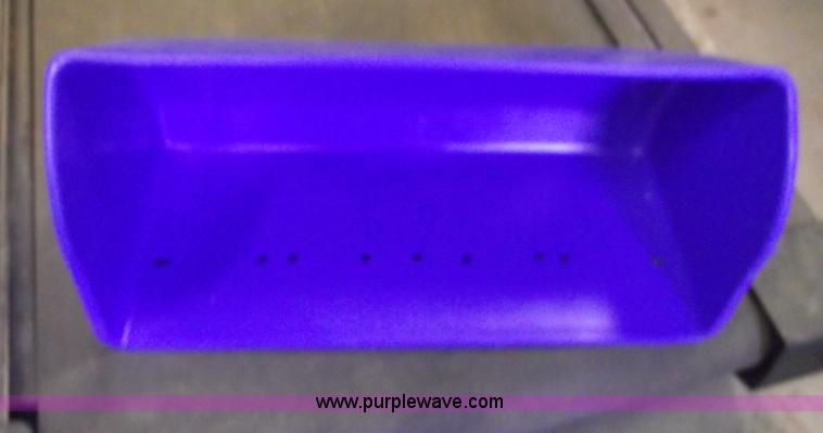 image for item E9522 (424) Tapco elevator buckets