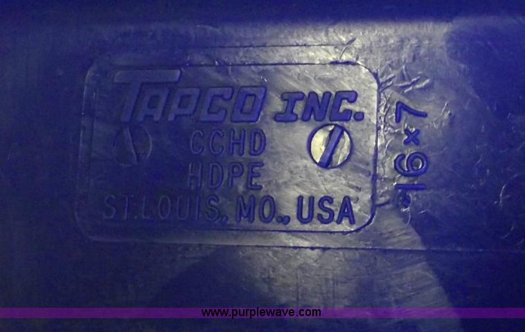 image for item E9522 (424) Tapco elevator buckets