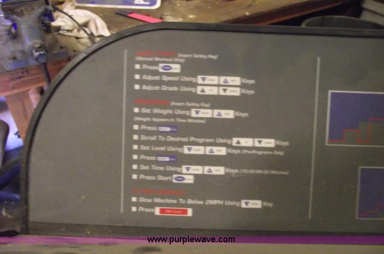 image for item E9525 True 700  treadmill