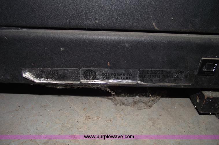 image for item E9525 True 700  treadmill