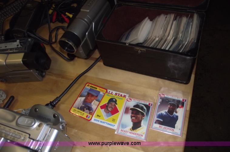 image for item E9526 Assorted electronics and baseball cards