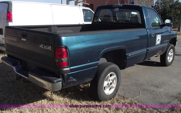 image for item E9541 1998 Dodge 1500 Laramie SLT 4x4 pickup truck