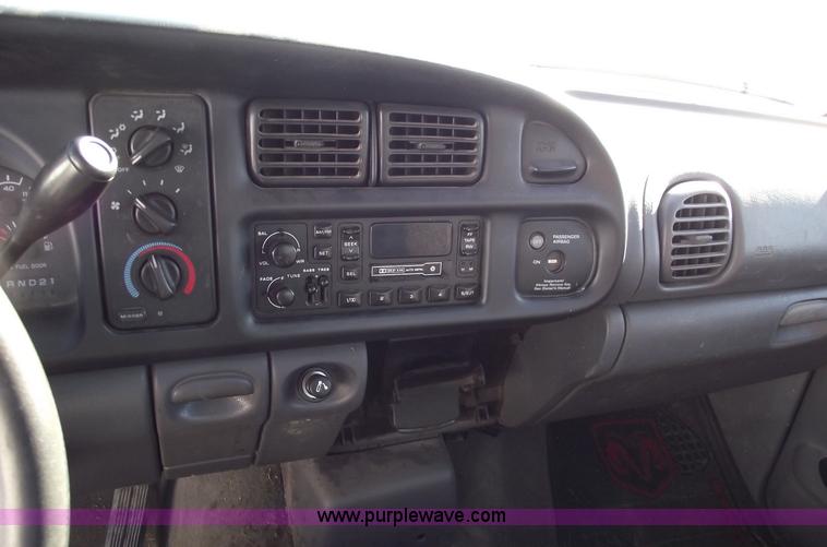 image for item E9541 1998 Dodge 1500 Laramie SLT 4x4 pickup truck