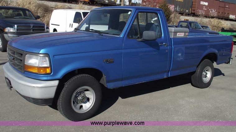 image for item E9542 1995 Ford F150 Eddie Bauer/XL
