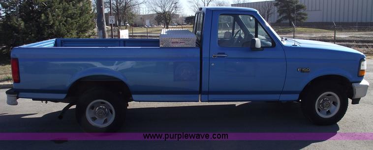 image for item E9542 1995 Ford F150 Eddie Bauer/XL