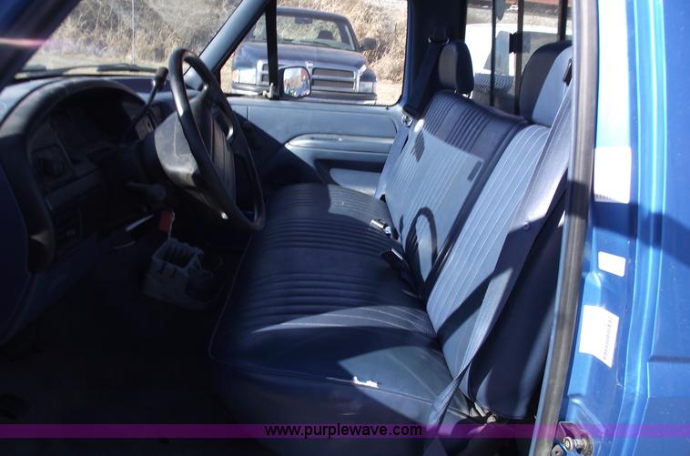 image for item E9542 1995 Ford F150 Eddie Bauer/XL