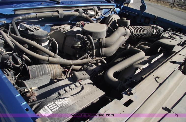 image for item E9542 1995 Ford F150 Eddie Bauer/XL