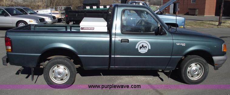 image for item E9545 1996 Ford Ranger Splash/XL pickup truck