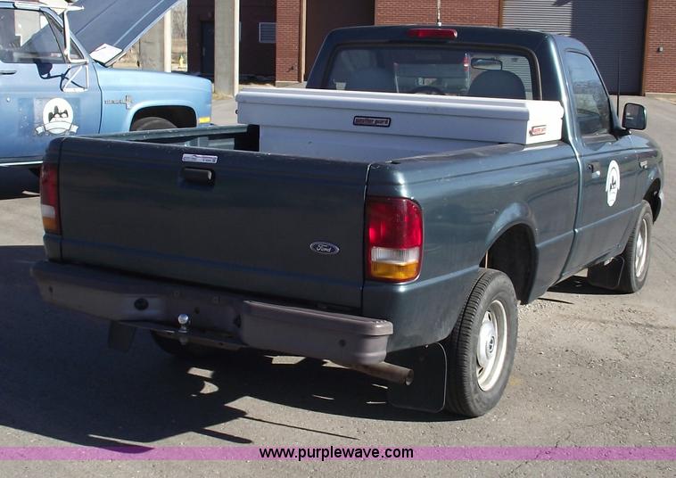 image for item E9545 1996 Ford Ranger Splash/XL pickup truck
