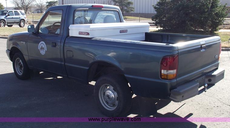 image for item E9545 1996 Ford Ranger Splash/XL pickup truck