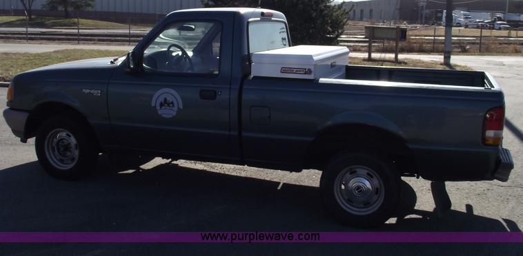 image for item E9545 1996 Ford Ranger Splash/XL pickup truck