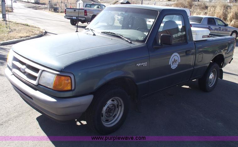 image for item E9545 1996 Ford Ranger Splash/XL pickup truck