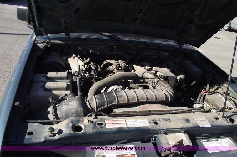 image for item E9545 1996 Ford Ranger Splash/XL pickup truck