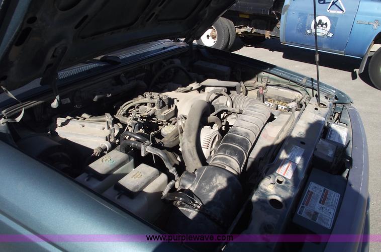 image for item E9545 1996 Ford Ranger Splash/XL pickup truck