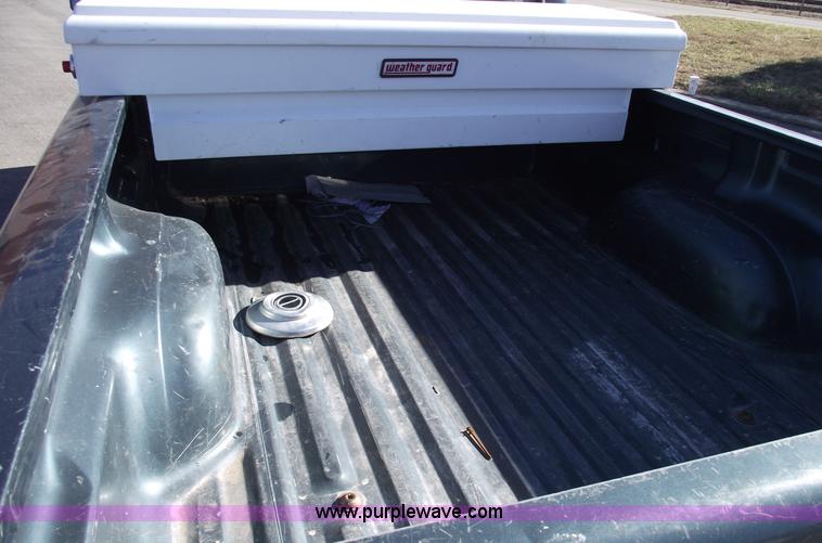 image for item E9545 1996 Ford Ranger Splash/XL pickup truck
