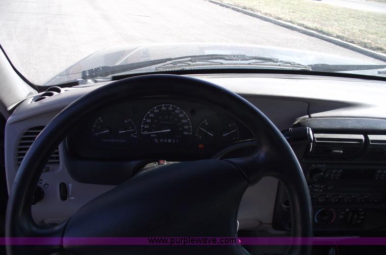 image for item E9545 1996 Ford Ranger Splash/XL pickup truck