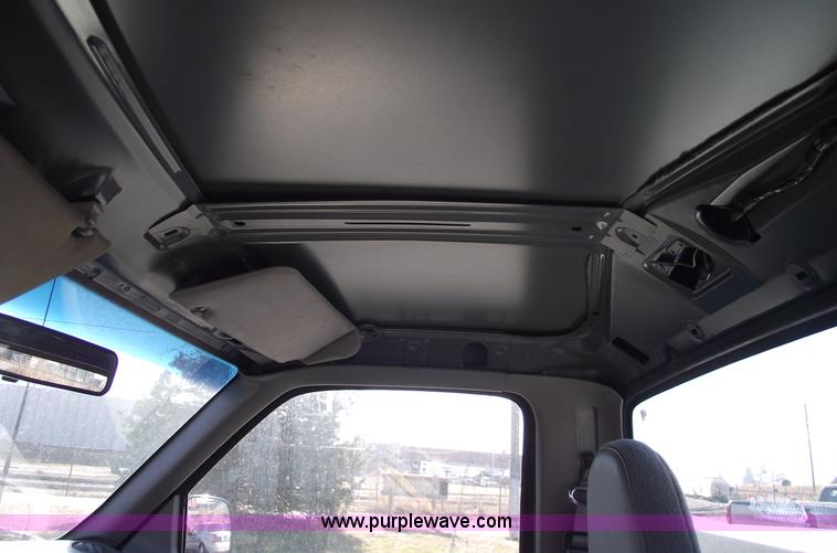 image for item E9545 1996 Ford Ranger Splash/XL pickup truck