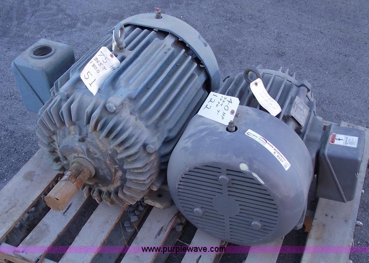image for item E9557 (2) Electric motors