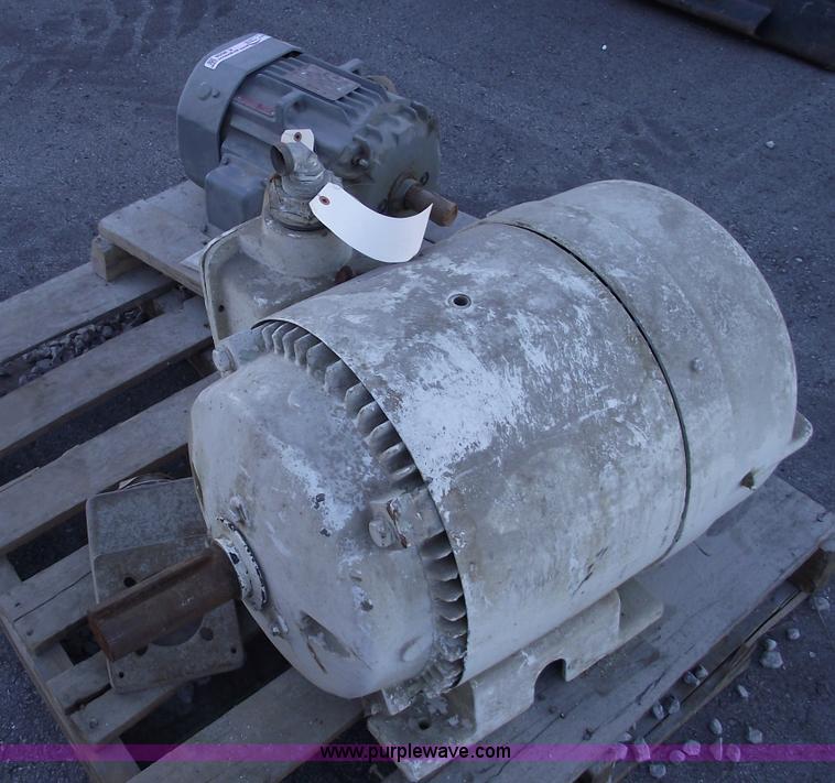 image for item E9559 (2) Electric motors