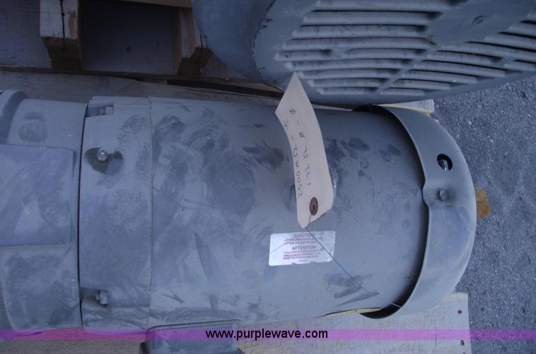 image for item E9562 (3) Electric motors