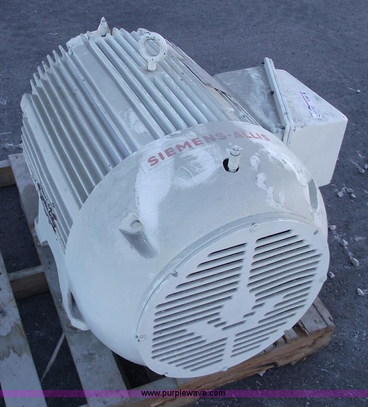 image for item E9567 Siemens-Allis 125 hp electric motor