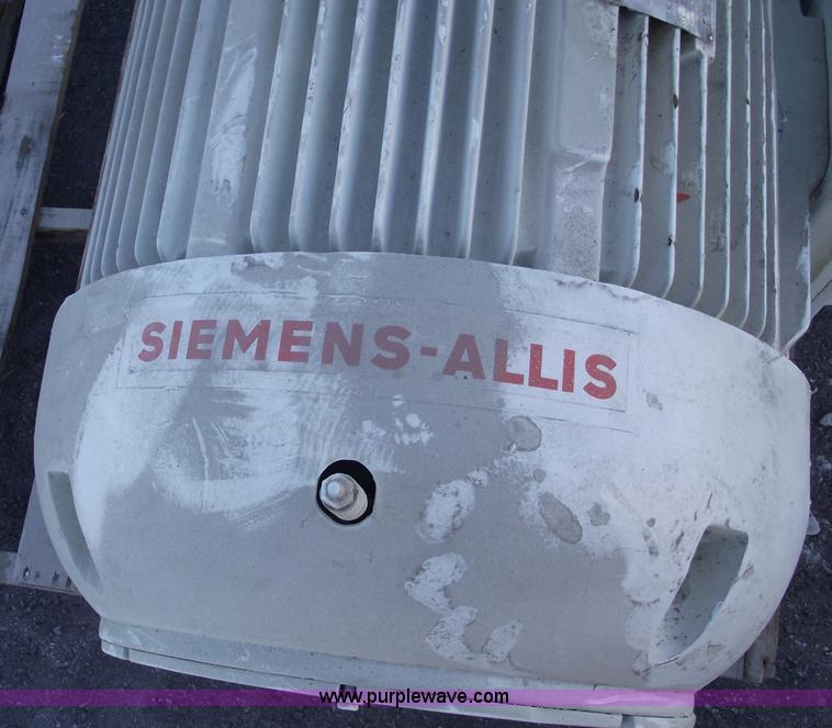 image for item E9567 Siemens-Allis 125 hp electric motor