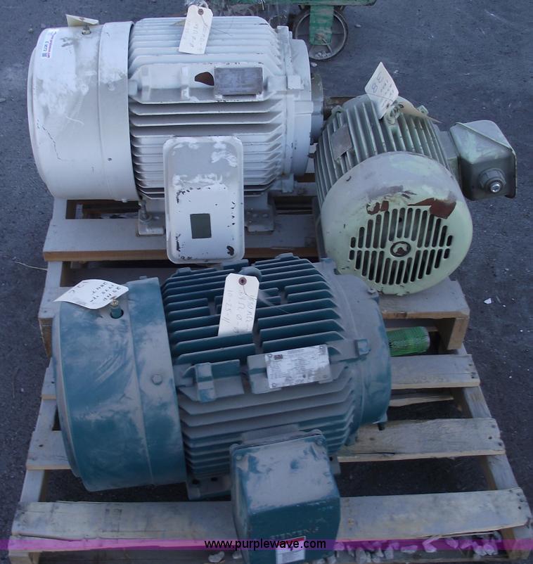 image for item E9572 (3) Electric motors