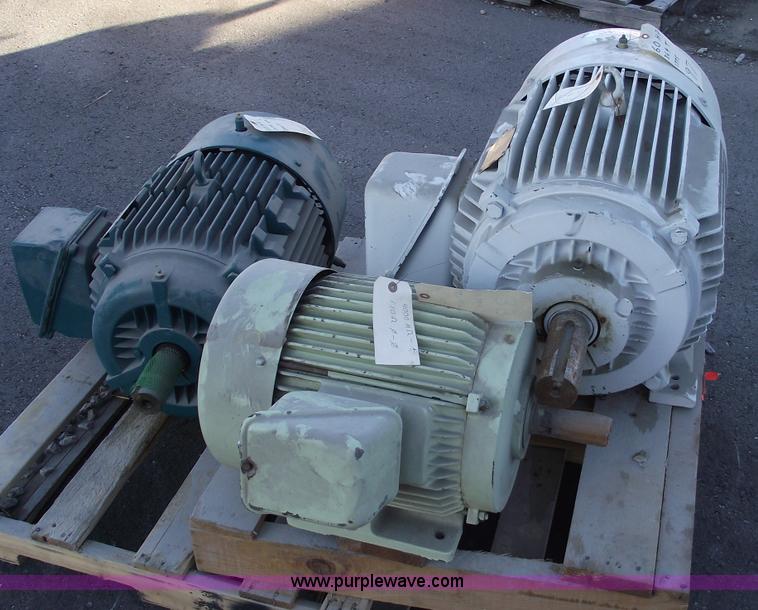 image for item E9572 (3) Electric motors