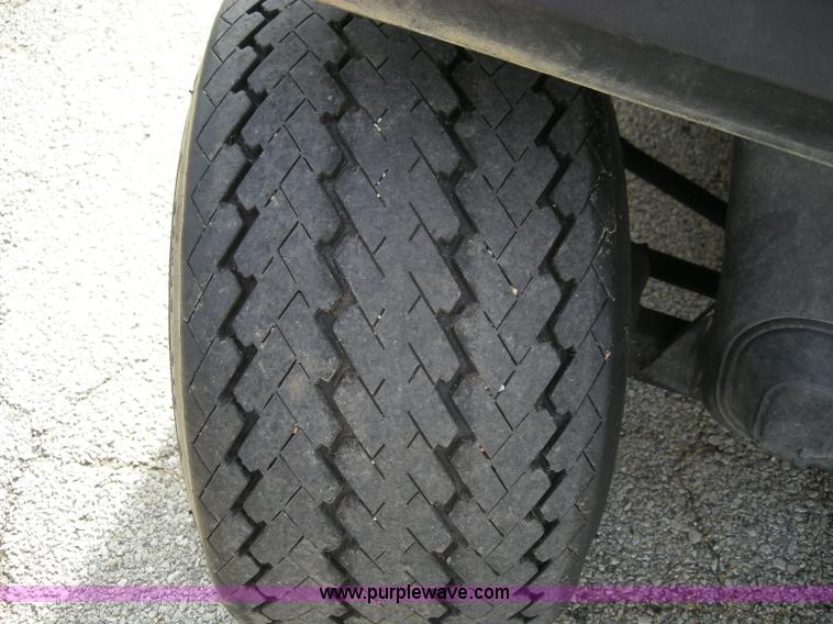 image for item I9751 1993 Ez-go GTX804 utility vehicle