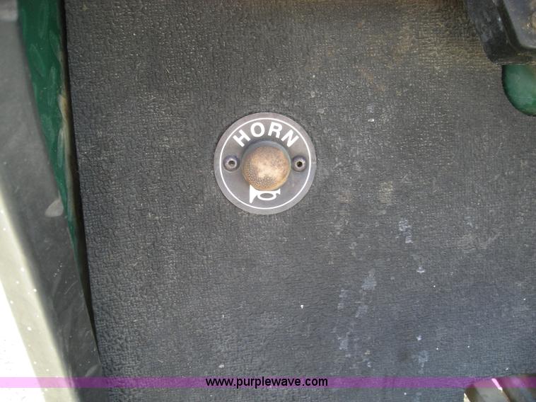 image for item I9751 1993 Ez-go GTX804 utility vehicle