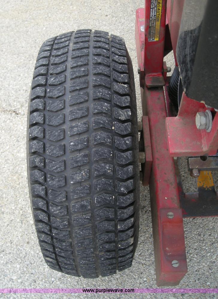 image for item I9752 1991 Toro 09501 pull behind fairway aerator