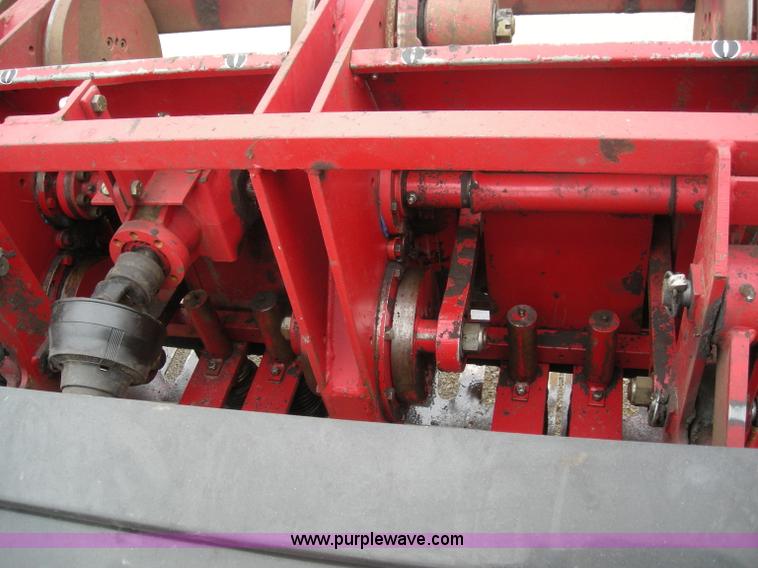 image for item I9752 1991 Toro 09501 pull behind fairway aerator