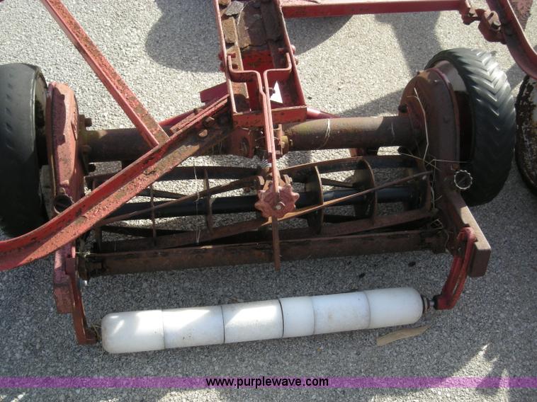 image for item I9753 1991 Toro Reelmaster five gang tow behind mower attachment