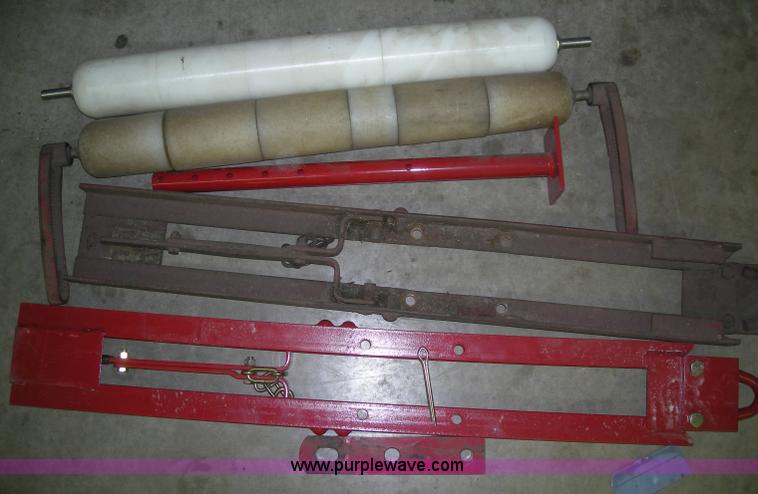 image for item I9753 1991 Toro Reelmaster five gang tow behind mower attachment